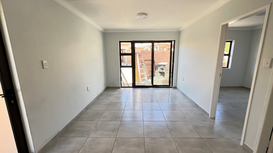To Let 1 Bedroom Property for Rent in Langenhovenpark Free State